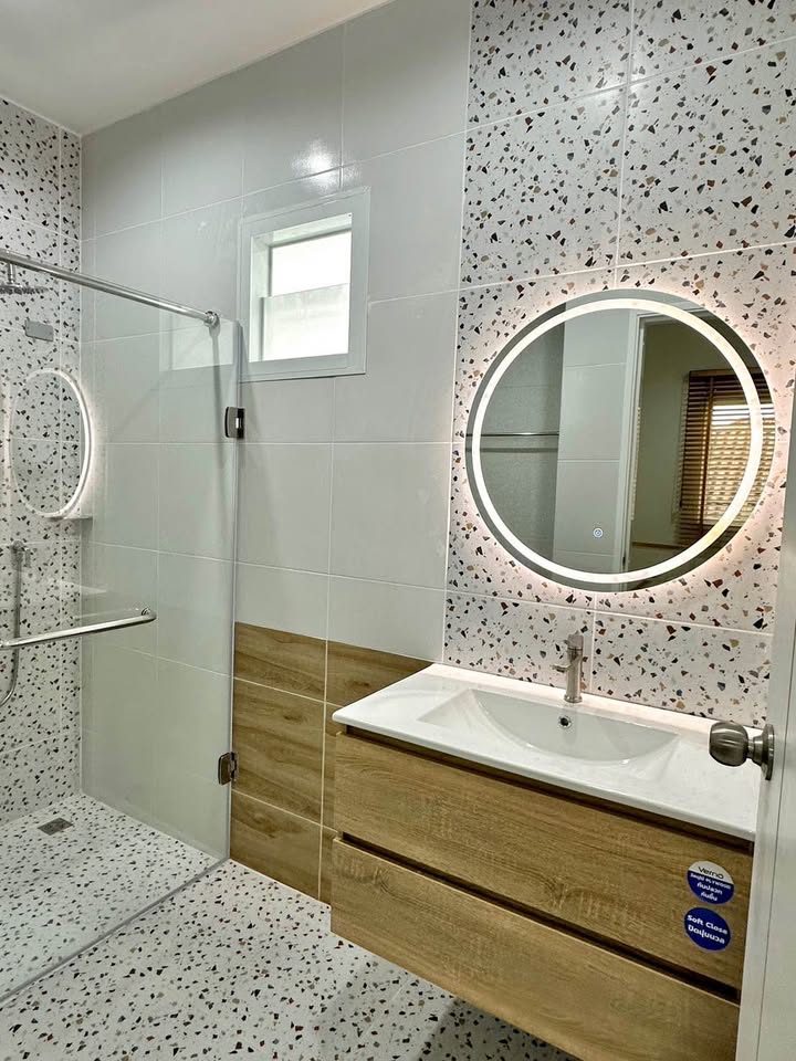 ขายบ้านเดี่ยว 2 ชั้น บ้านเดี่ยวสร้างใหม่ 3 นอน 3 น้ำ 2 จอดรถ ชั้นล่างกั้นห้องนอนเพิ่มได้ ที่ดิน 40 ตรว พื้นที่ใช้สอยรวม 230 ตรว บ้าน นวมินทร์ 24, บึงกุ่ม