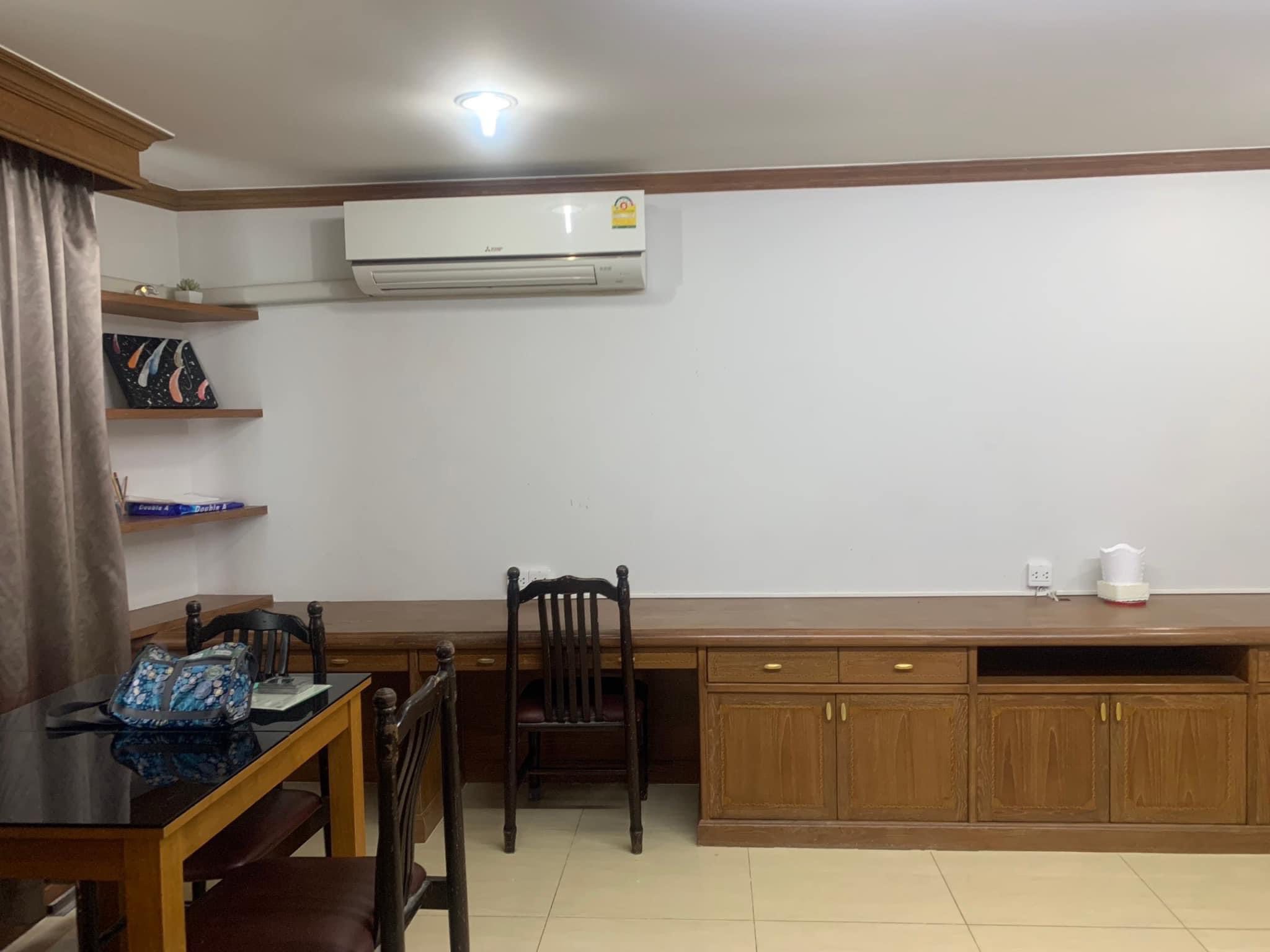 ให้เช่าคอนโด บ้านปทุมวัน – ห้องใหญ่ 2 ห้องนอน ใจกลางเมือง ใกล้ BTS พญาไท และ Airport Rail Link มักกะสัน