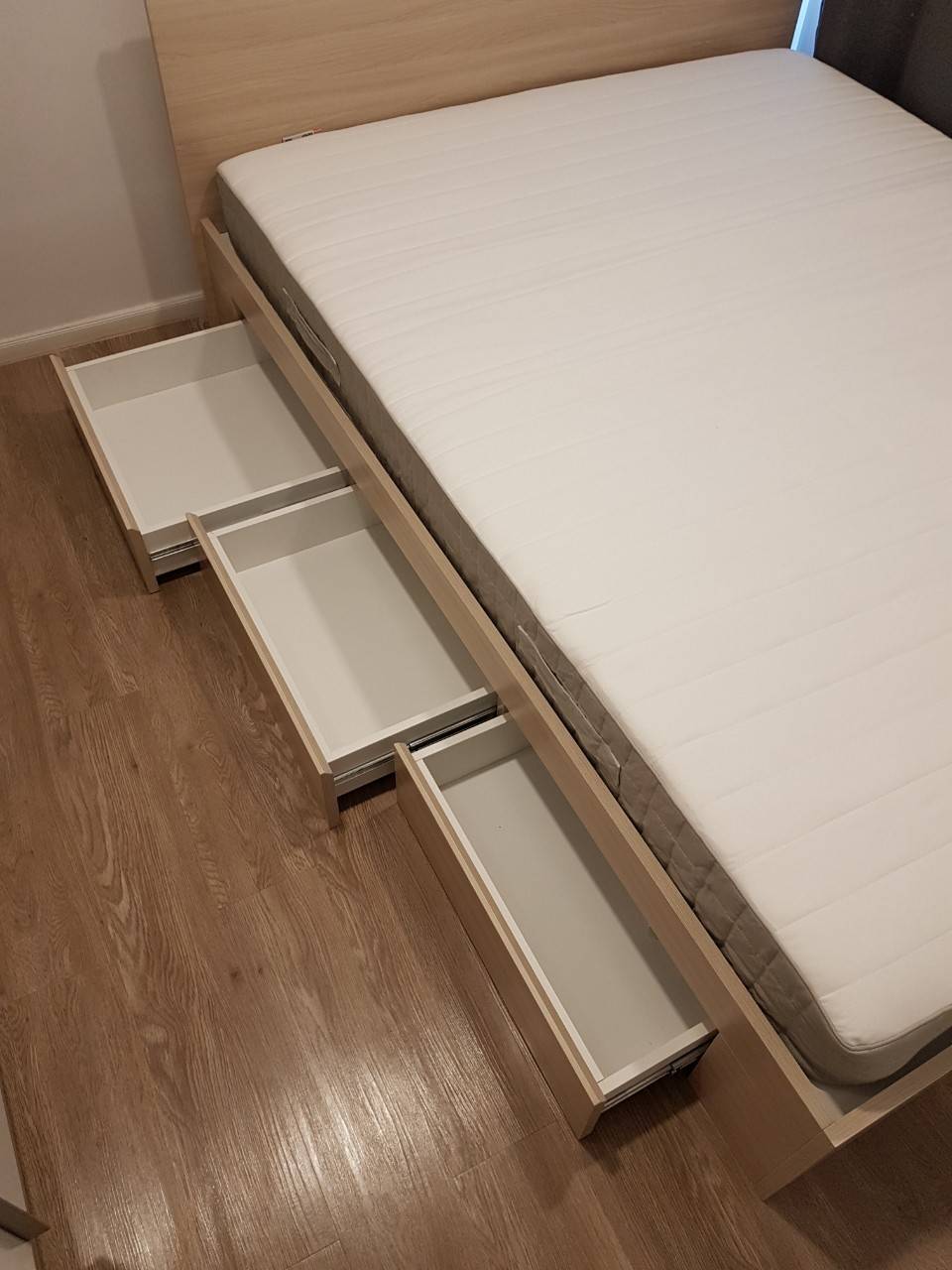 ขาย / เช่าคอนโด Episode Phahol - Sapanmai (เอพพิโซด พหล-สะพานใหม่ ) 1 ห้องนอน 1 ห้องน้ำ