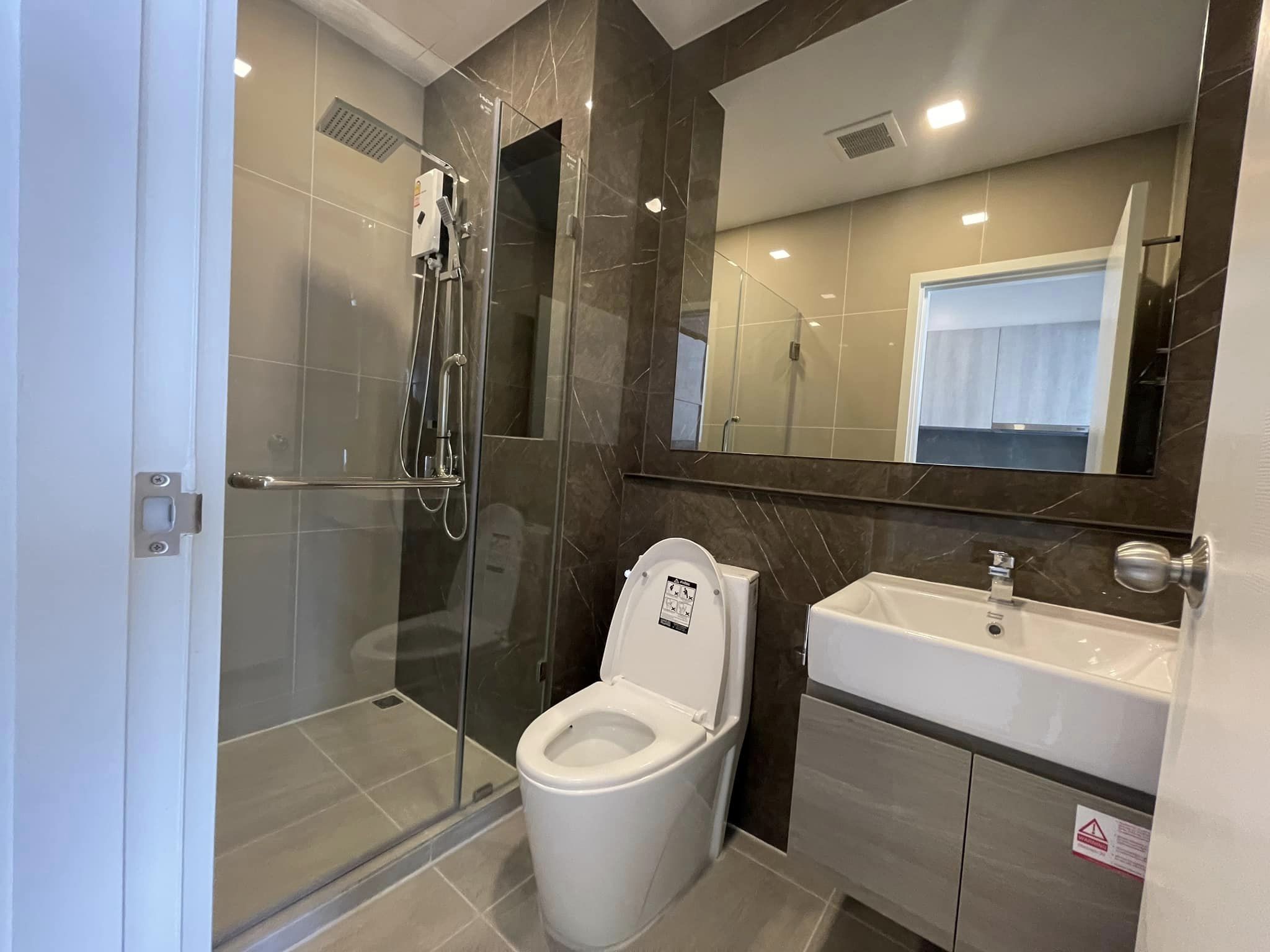 ให้เช่าคอนโด The Tree Pattanakarn-Ekkamai : เดอะ ทรี พัฒนาการ-เอกมัย 1 ห้องนอน 1 ห้องน้ำ ชั้น 9 ห้องขนาด 26 ตรม.เฟอร์ครบพร้อมเข้าอยู่