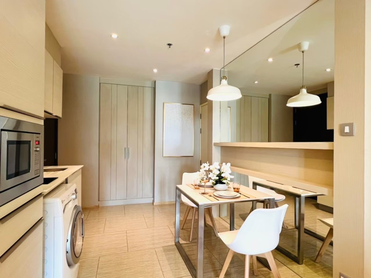 ขาย / เช่า คอนโด H Sukhumvit 43 (เอช สุขุมวิท 43) ห้อง 99/53 แบบห้อง 1 ห้องนอน 1 ห้องน้ำ ชั้น 8 ขนาด 40.91 ตรม