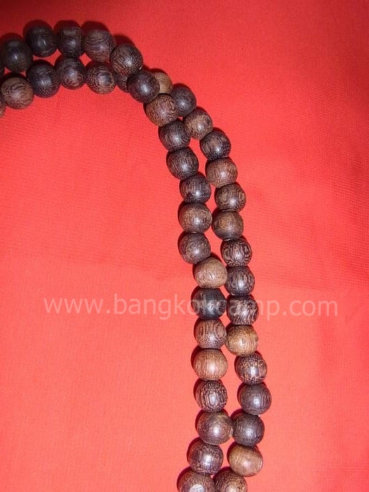 ไม้มงคลหายาก... ประคำ(ไม้แก่นมะขาม) ลายสวย ขนาด10มิล.ยาว18.5นิ้ว..ไม้แก่นมะขามแท้ทุกเม็ด (CN011)