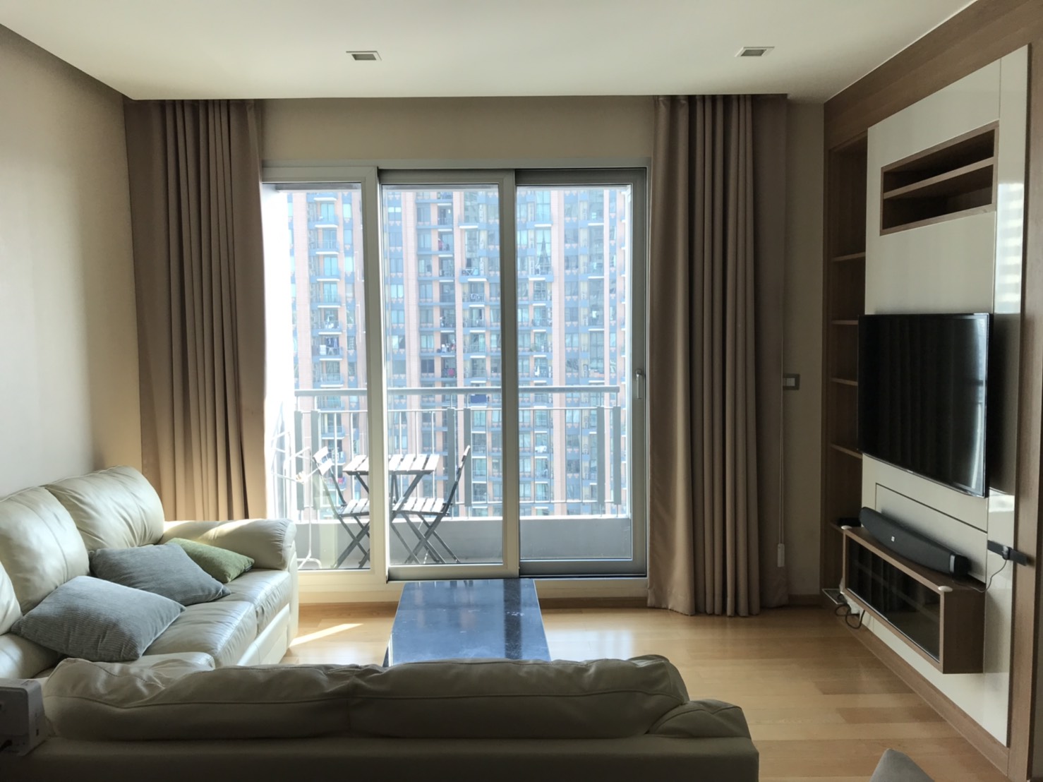 ให้เช่าคอนโด The Address Asoke (ดิ แอดเดรส อโศก) 2 ห้องนอน 2 ห้องน้ำ ขนาด 65 ตรม ชั้น 31