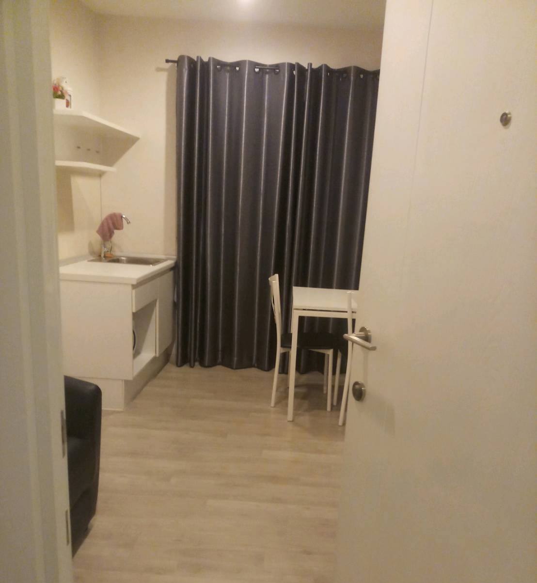 ขายคอนโด พลัมคอนโด เซ็นทรัลสเตชั่น เฟส 1 / For Sale Plum Condo Central Station Phase 1 (English below)