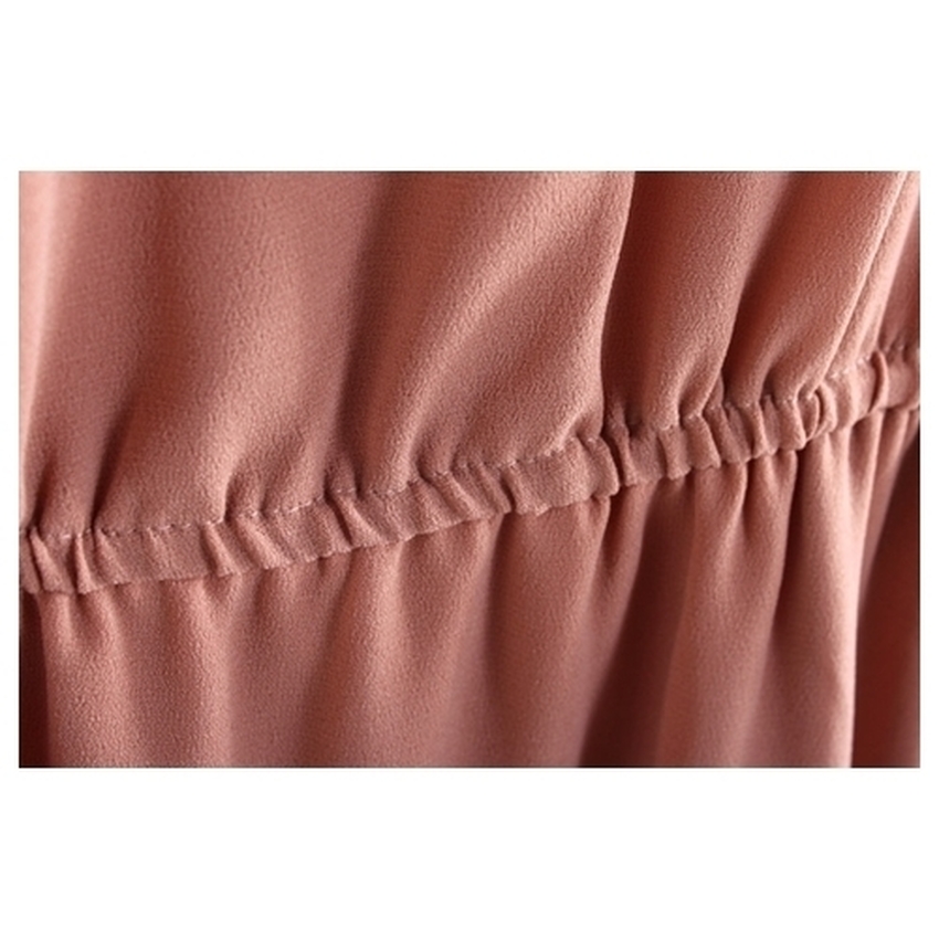 Windy ชุดเดรสสำหรับผู้หญิงเล่นสีที่ชายกระโปรง (สีชมพู)