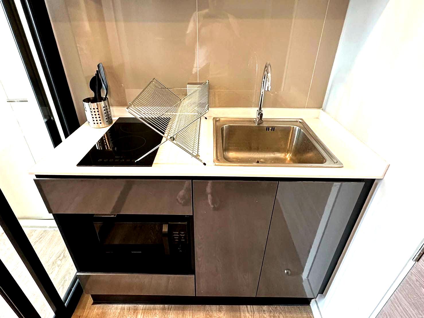 ð āđāļŦāđāđāļāđāļēāļāļāļāđāļāļŦāļĢāļđ Modiz Sukhumvit 50 āđāļāļĨāđ BTS āļāđāļāļāļāļļāļ āļāļĢāđāļāļĄāđāļāđāļēāļāļĒāļđāđ! ð