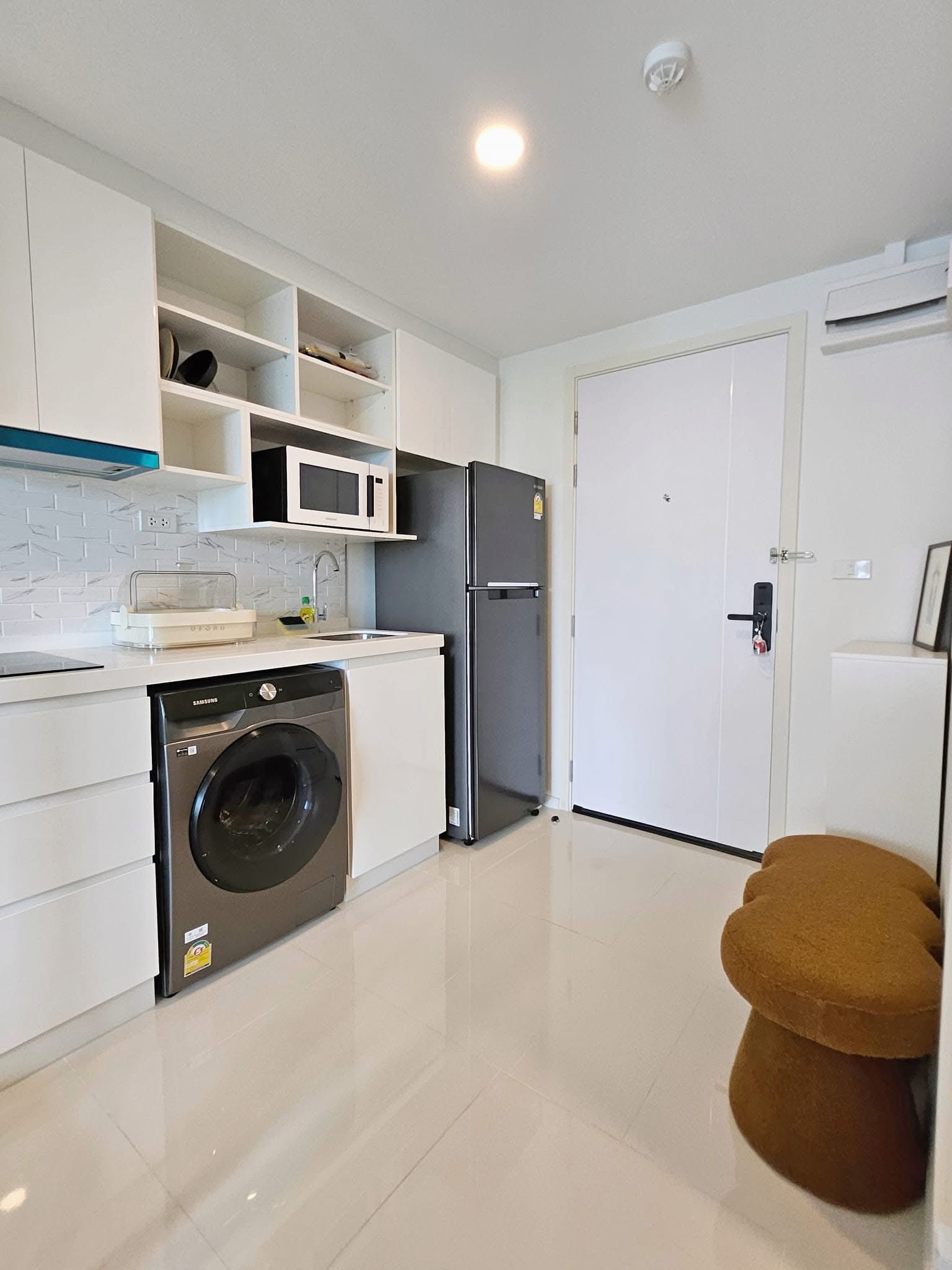 ให้เช่า / For rent : Chateau In Town Ratchayothin (ชาโตว์ อินทาวน์ รัชโยธิน) Type: 1 ห้องนอน, 1 ห้องน้ำ Size: 35 ตรม.