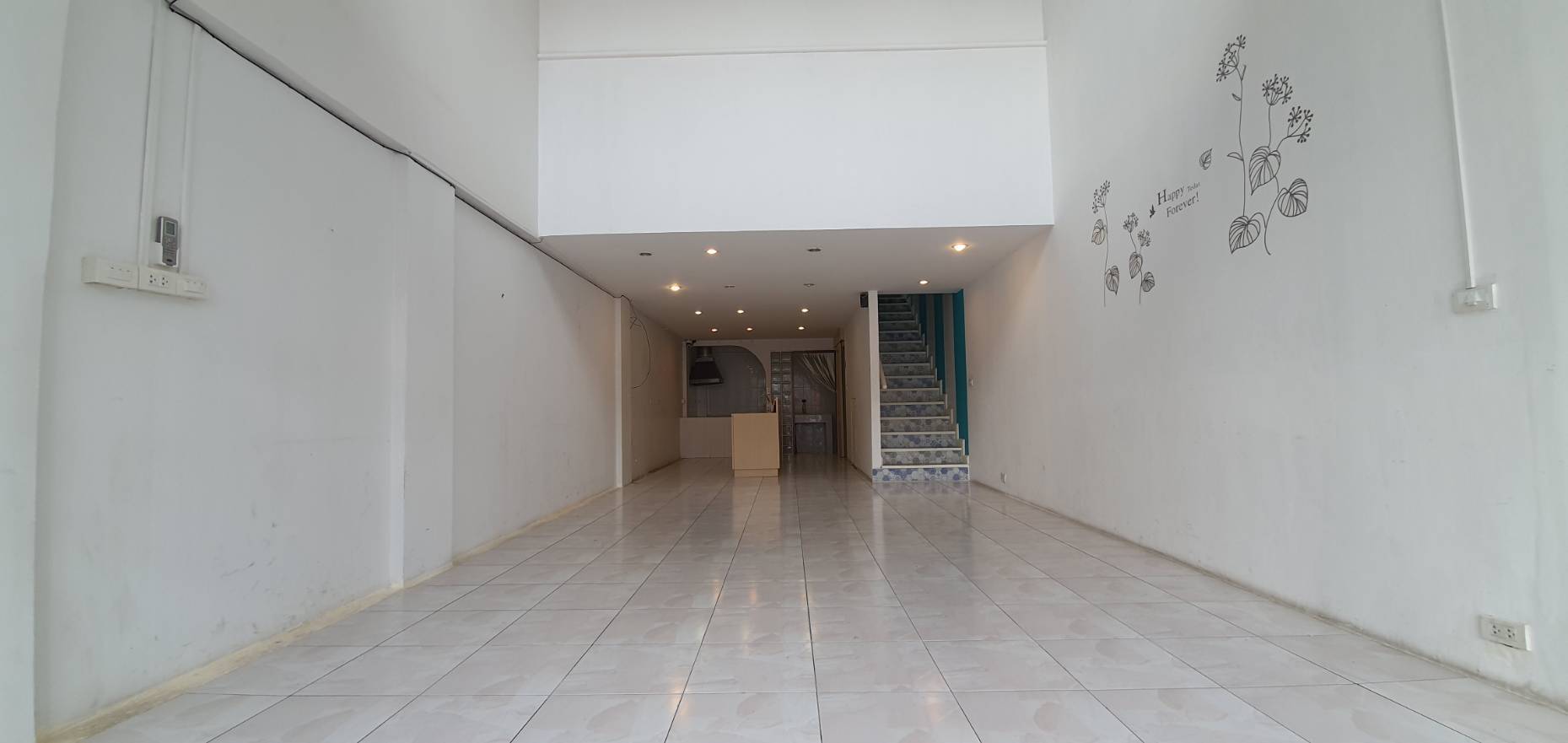 ให้เช่าตึกแถวใกล้ BTS พร้อมพงษ์ ติดกับ Fuji/UFM supermarket