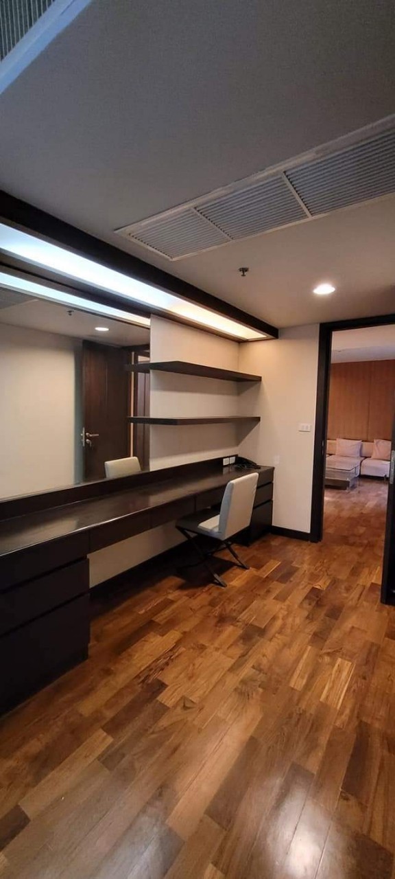 ให้เช่าคอนโด Double Tree Residence Thonglor25 Tower B (ดับเบิ้ล ทรี เรสซิเด้นซ์) 2 ห้องนอน