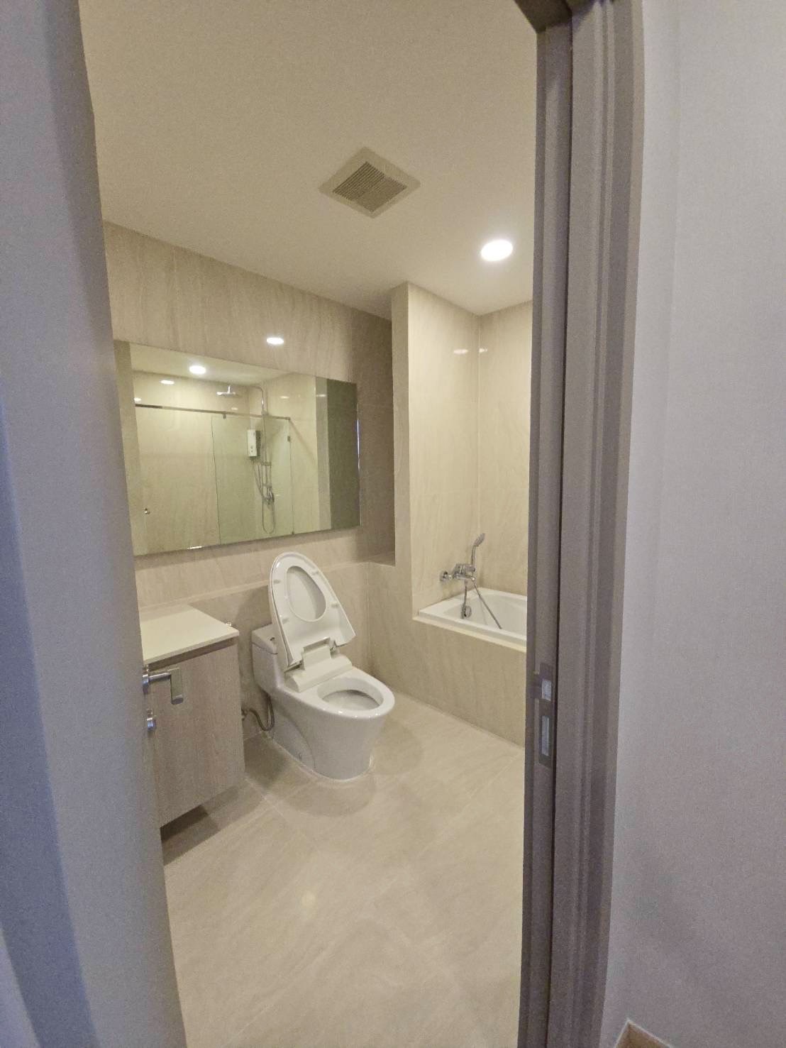 ให้เช่า คอนโดหรู Chewathai Residence Thonglor (ชีวาทัย เรสซิเดนซ์ ทองหล่อ) 📍 ทองหล่อ ซอย 20 (แจ่มจันทร์) เข้าซอยเพียง 200 เมตร ใจกลางทองหล่อ