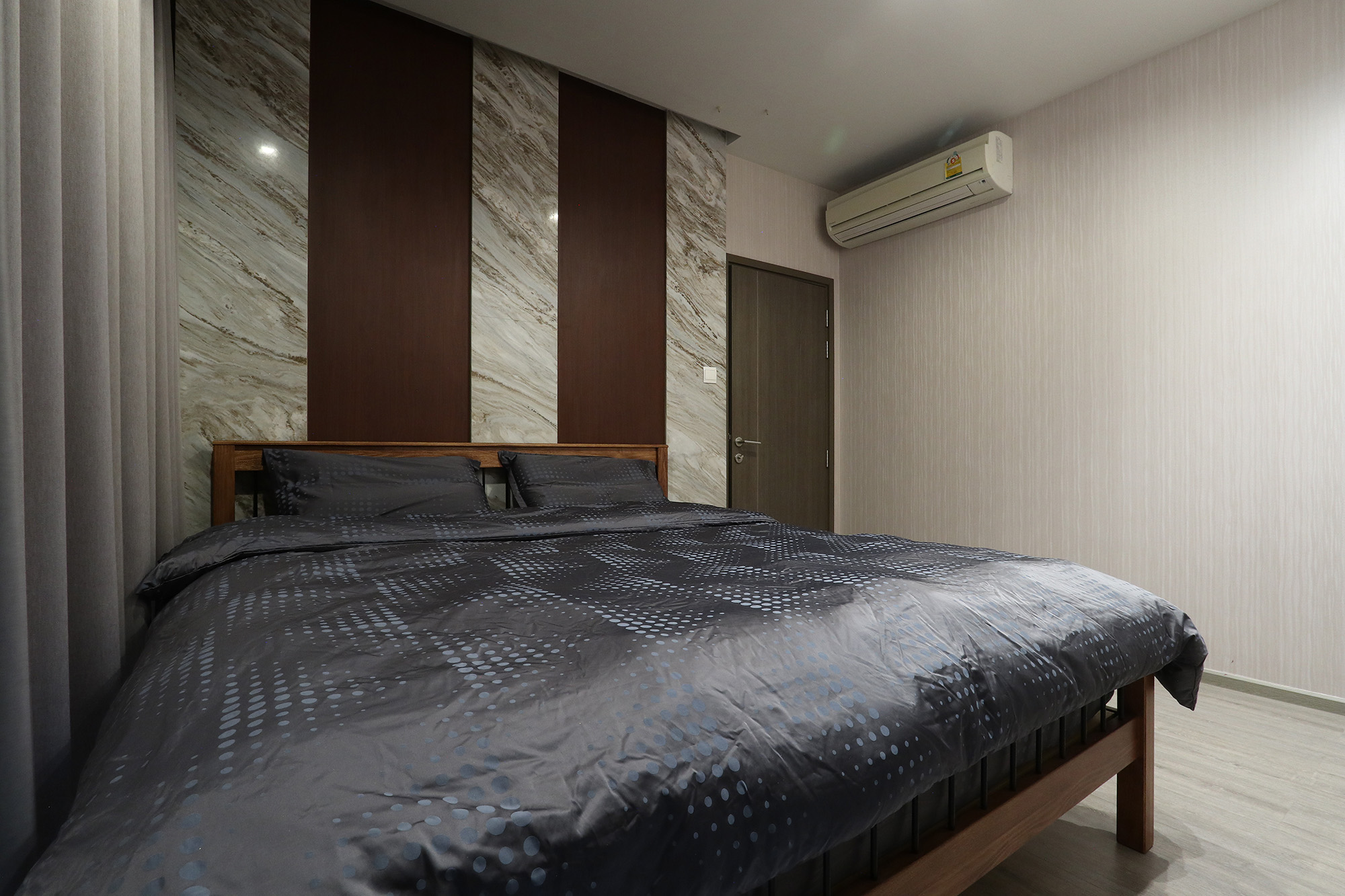 ขาย The Line Wongsawang : เดอะ ไลน์ วงศ์สว่าง ห้องมุม ตกแต่งแล้ว พร้อมเข้าอยู่ทันที ห้องพักอาศัยเป็นรูปแบบ 2 Bedrooms