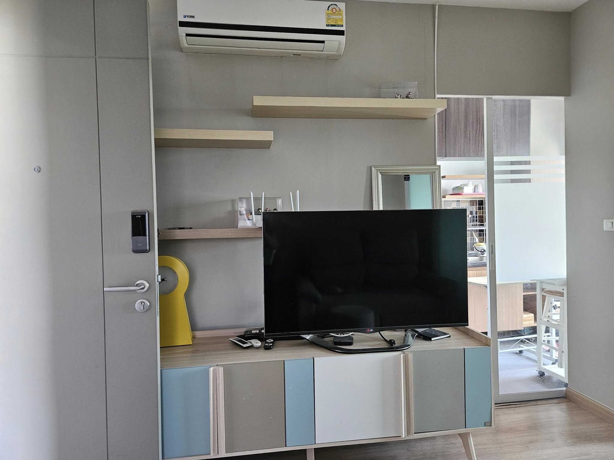 ✨ ขายคอนโด เดอะ เทมโป แกรนด์ สาทร – วุฒากาศ (The Tempo Grand Sathorn–Wutthakat) ✨ 🚆 ติด BTS วุฒากาศ เพียงไม่กี่ก้าว เดินทางสะดวกสุด ๆ สายเดียวถึงสยาม!