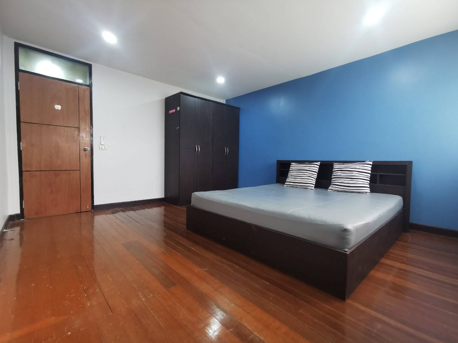 ขาย / เช่า ทาวน์เฮ้าส์ 2 ชั้น แต่งครบพร้อมอยู่ หมู่บ้านนิชดา ปากเกร็ด ทำเลดี ใกล้ตลาด ทาวน์เฮ้าส์ 2 ชั้น 16 ตารางวา 2 ห้องนอน 1ห้องน้ำ