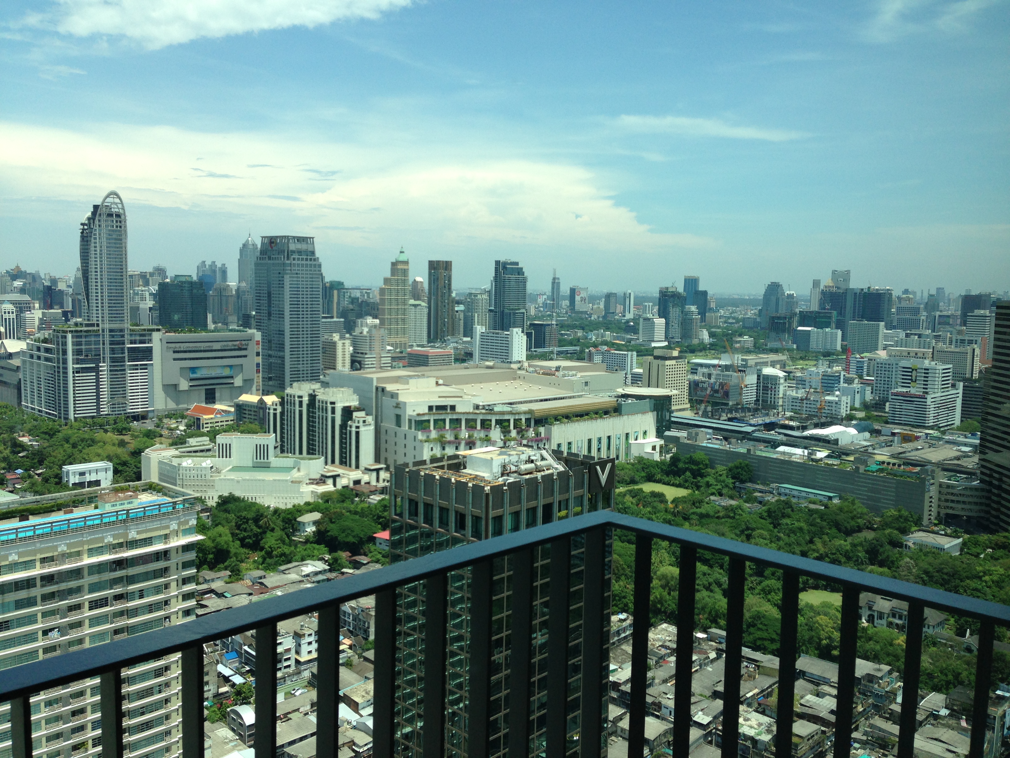 ให้เช่าคอนโด ไพน์ บาย แสนสิริ ห้องมุม