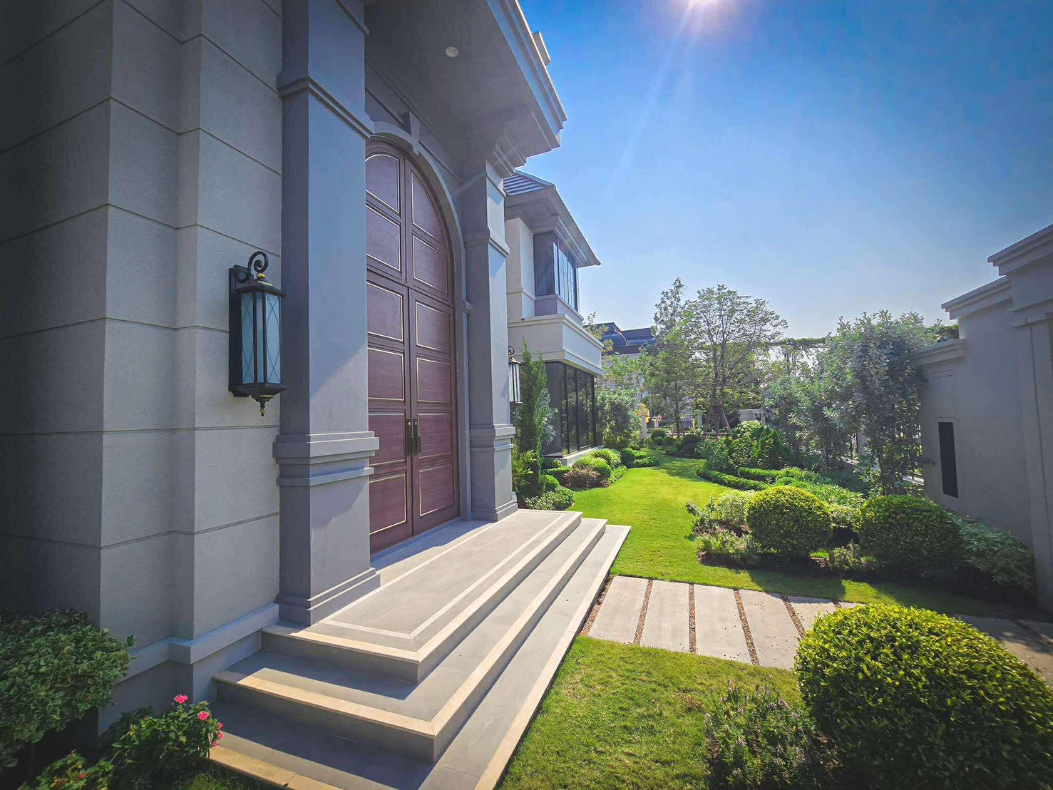 📌 ขายบ้านเดี่ยวหรู แปลงมุม พร้อมสวนส่วนตัว หลังที่ดีที่สุดในโครงการ โครงการ NARASIRI PHAHOL - WATCHAPOL (นาราสิริ พหล – วัชรพล)