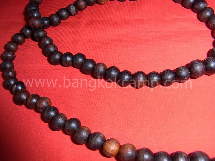 ไม้มงคลหายาก... ประคำ(ไม้พยุง) ลายสวย.พร้อมหัวขุน....ขนาด9มิล....ยาว17นิ้ว...ไม้พยุงแท้ทุกเม็ด (CN005)