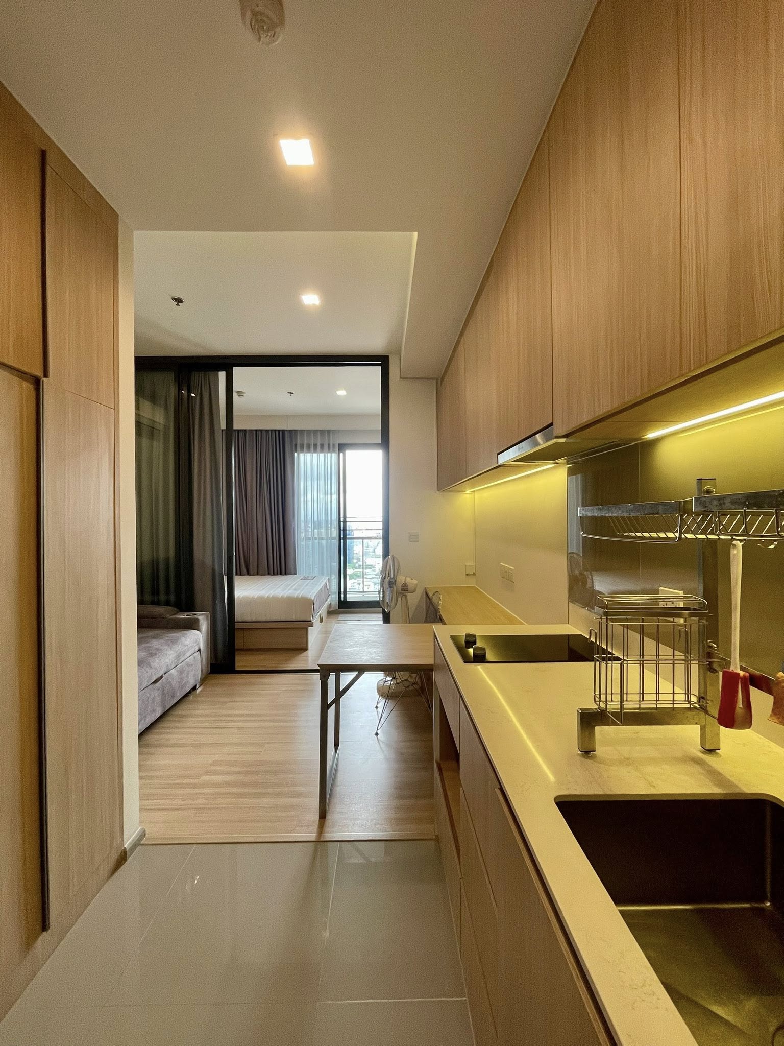 ✨ ขาย / ให้เช่า คอนโด M Jatujak (เอ็ม จตุจักร) 📍 ชั้น 31 | วิวโล่ง | ขนาด 28 ตร.ม. | 1 ห้องนอน