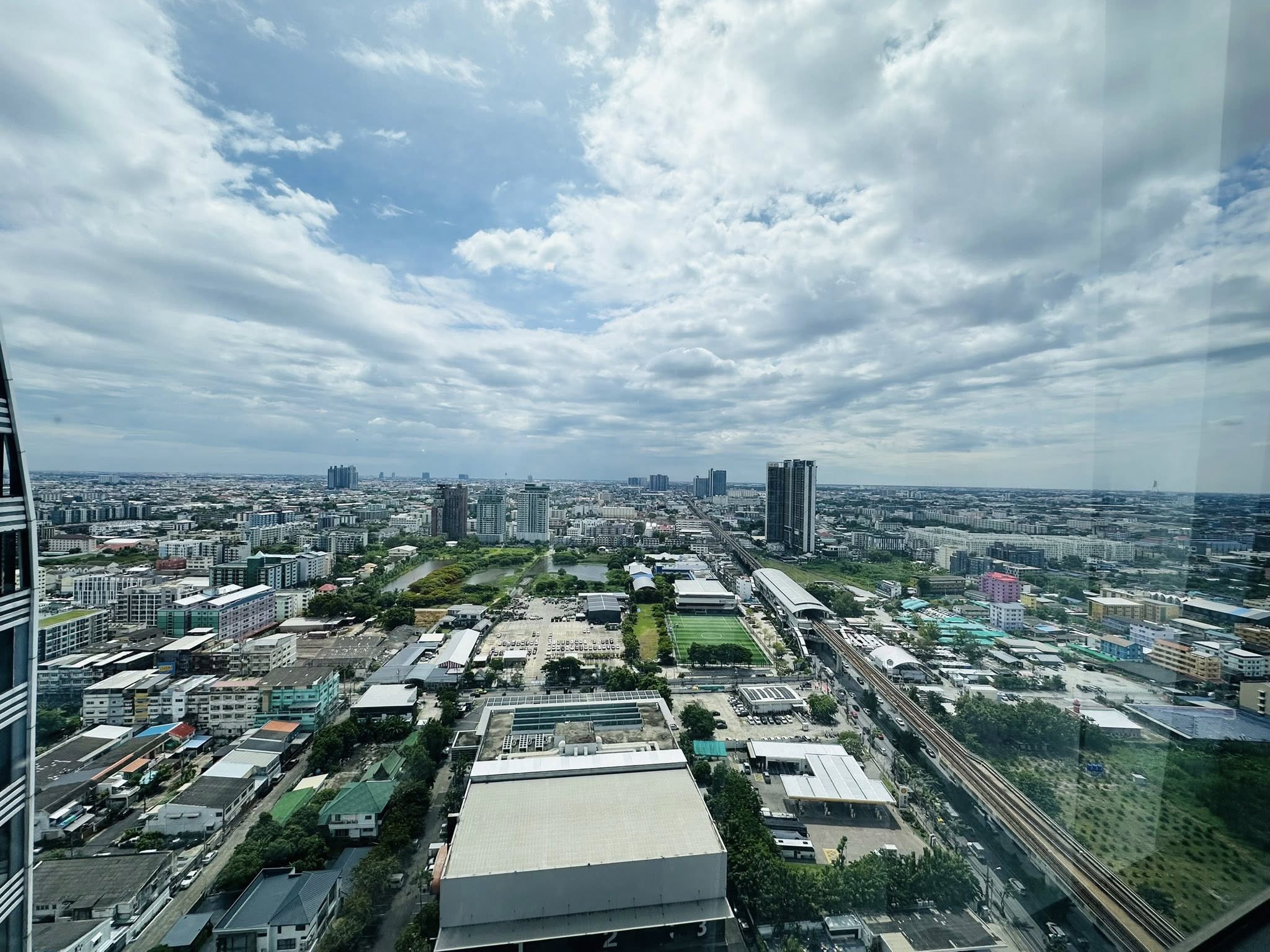 ðĄâĻ āđāļŦāđāđāļāđāļēāļāļāļāđāļ āđāļāļāļĩāđāļ āđāļĄāļāļī āļŠāļļāļāļļāļĄāļ§āļīāļ āļāļĩāļŠāļāđāļāļāļĒāļāđ / Ideo Mobi Sukhumvit Eastpoint âĻ