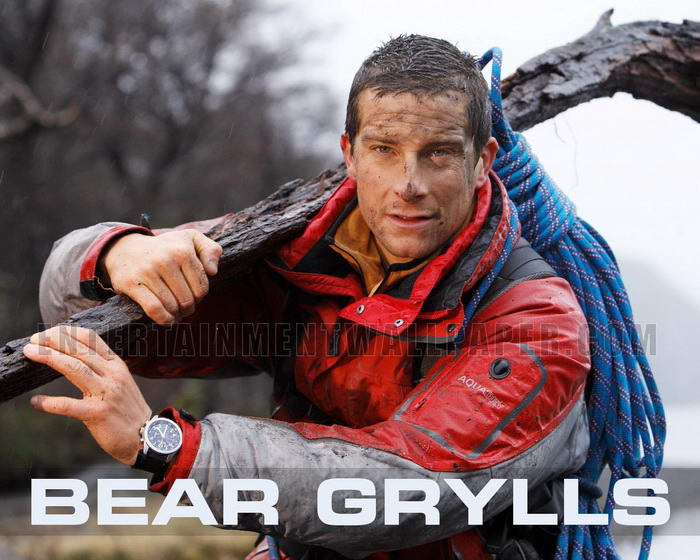 มีดใบตาย/มีดยังชีพ Gerber Bear Grylls Ultimate Pro มีนกหวีด+ที่ลับมีด+ที่จุดไฟ ของแท้ ของใหม่