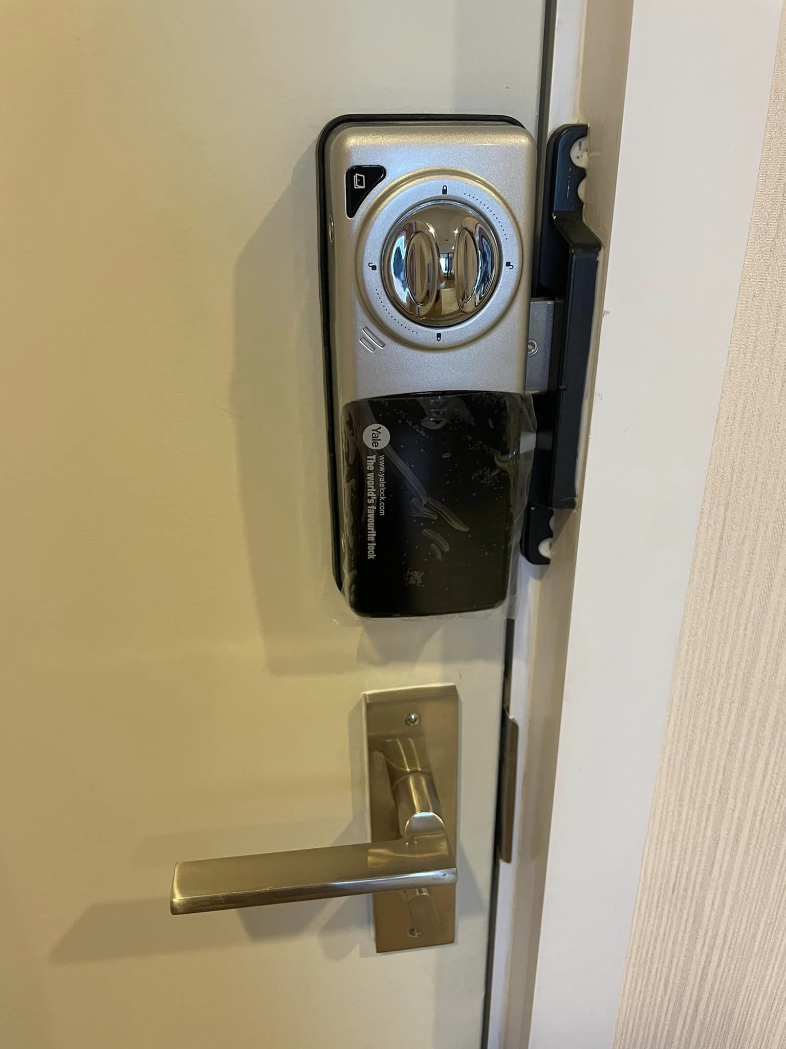 ให้เช่าคอนโดติดห้าง The Tree Interchange (เดอะ ทรี อินเตอร์เชนจ์) ชั้น 27 วิว สวย ขนาด 36 ตรม. เฟอร์ครบ 1ห้องนอน 1 ห้องน้ำ อาคาร A