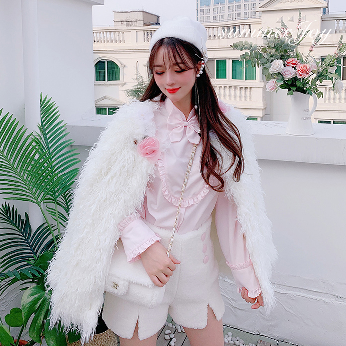 Summer Joy : เสื้อคลุมกันหนาวสีขาวแขนยาวขนแกะตามแบบ งานแบรนด์