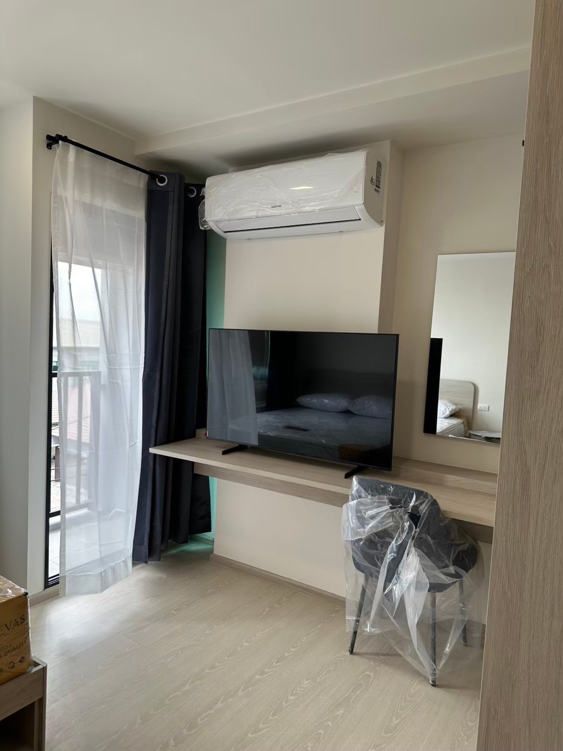 ให้เช่าคอนโด dcondo hype rangsit (ดีคอนโด ไฮป์ รังสิต) คอนโดทำเลดีที่อยู่ติดถนนใหญ่ ตรงข้าม ม.กรุงเทพ