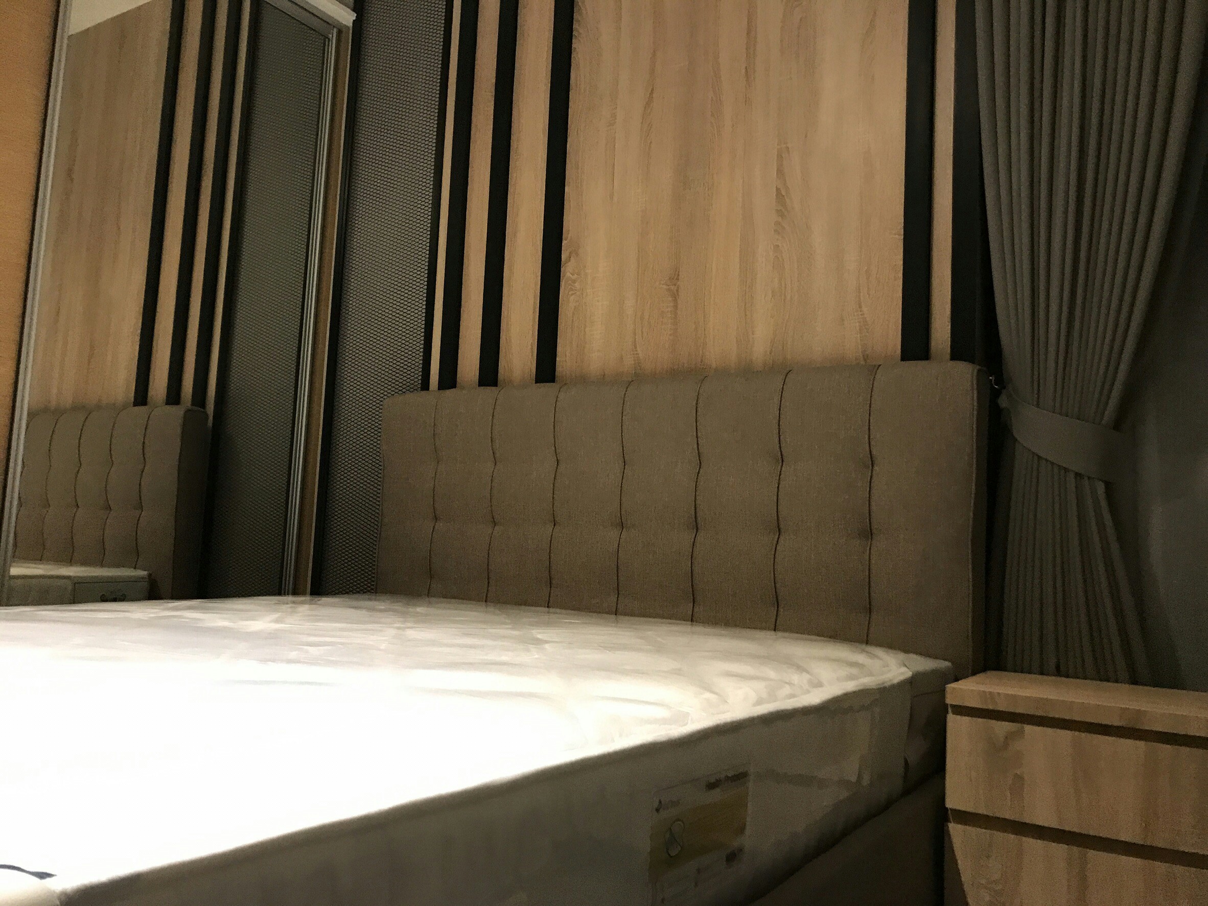 รหัสทรัพย์ 56336 The Lofts Ekkamai (เดอะ ล็อฟท์ เอกมัย) 2 ห้องนอน 1 ห้องน้ำ (ห้องมุม)ขนาด 61 ตรม.ชั้น 8 (ห้อง 809 ) ตกแต่งครบพร้อมอยู่