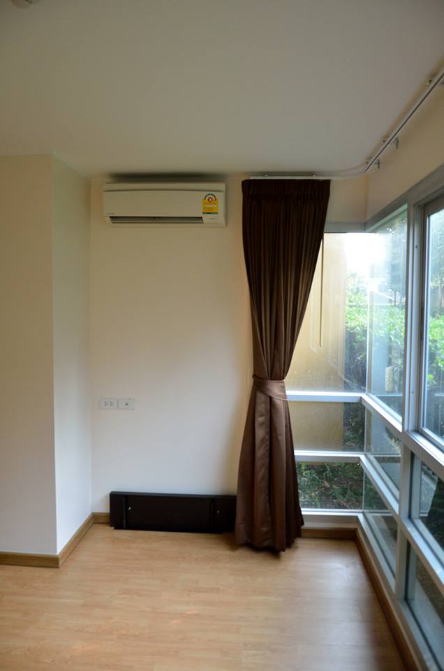 ขาย/เช่า คอนโด U Delight @ Huai Khwang Station พื้นที่ 42 ตรม. 1 ห้องนอน 1 ห้องน้ำ 1 ห้องนั่งเล่น 2 ระเบียง ห้องมุมตึก D ชั้น 1 วิวสวน มีระเบียง 2 ด้าน