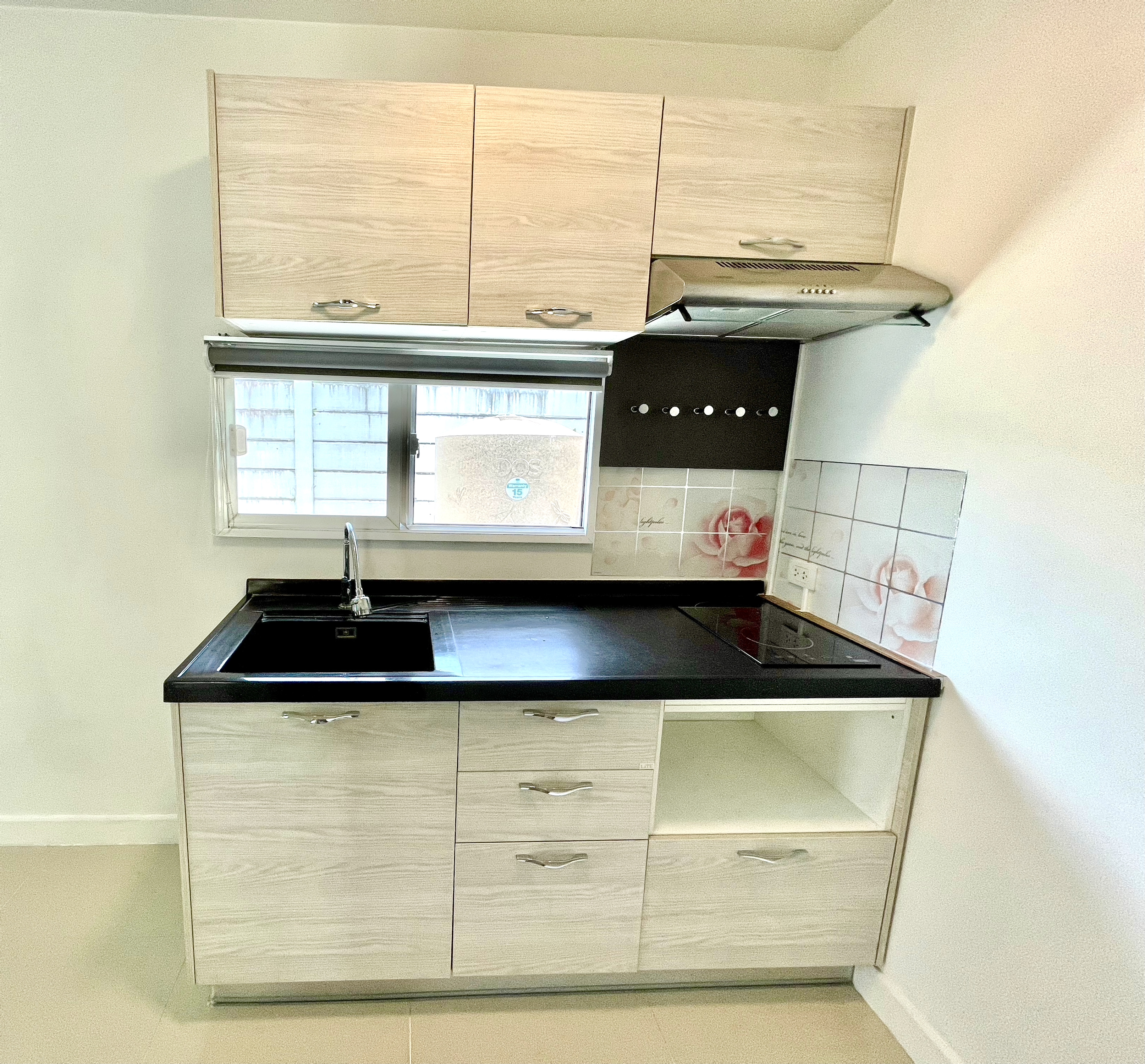 ขาย / ให้เช่าทาวน์โฮม 2 ชั้น โครงการ พลีโน่ วงแหวน-รามอินทรา Pleno Wongwaen-Ramintra 3 ห้องนอน 2 ห้องน้ำ ขนาด 29.9 ตรว