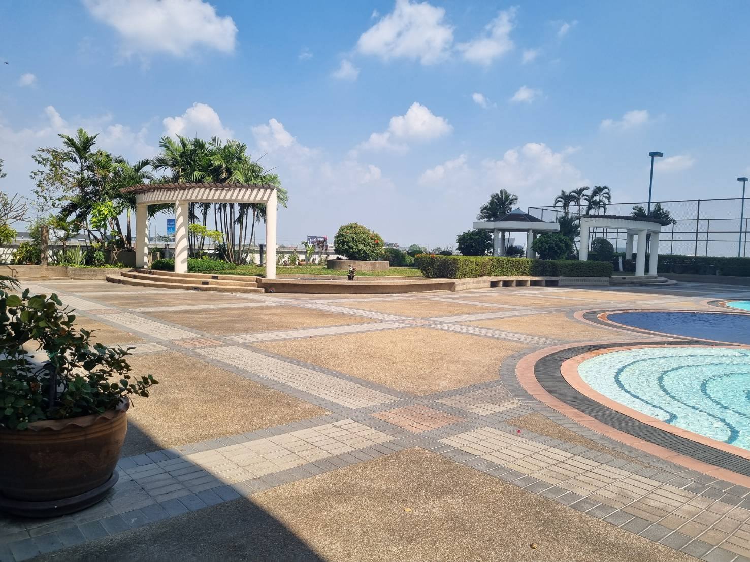 🏡 ขายคอนโด ฟลอร่าวิลล์ 2 พัฒนาการ 51 / For Sale Condo Floraville 2 Pattanakarn 51