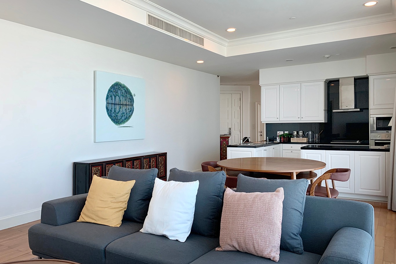 ให้เช่าคอนโด Royce Private Residences (รอย์ช ไพรเวท เรสซิเดนซ์ส) 2 ห้องนอน 2 ห้องน้ำ ขนาด 111.33 ตรม