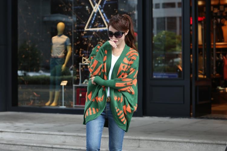 fashion เสื้อคลุม ไหมพรม สีเขียว ส้ม ใส่กันหนาวได้ อุ่นๆ น่ารัก