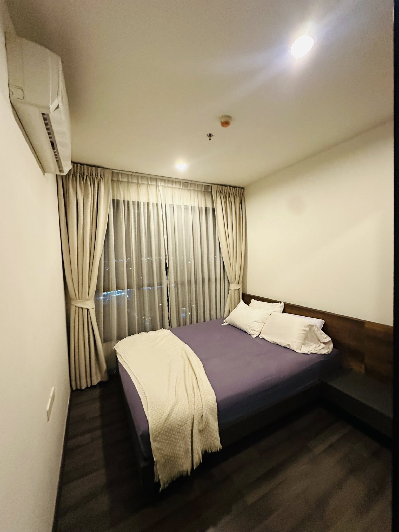 ให้เช่าคอนโด เดอะ เบส พาร์ค อีสต์ สุขุมวิท 77 / For Rent The Base Park East Sukhumvit 77 (English below)