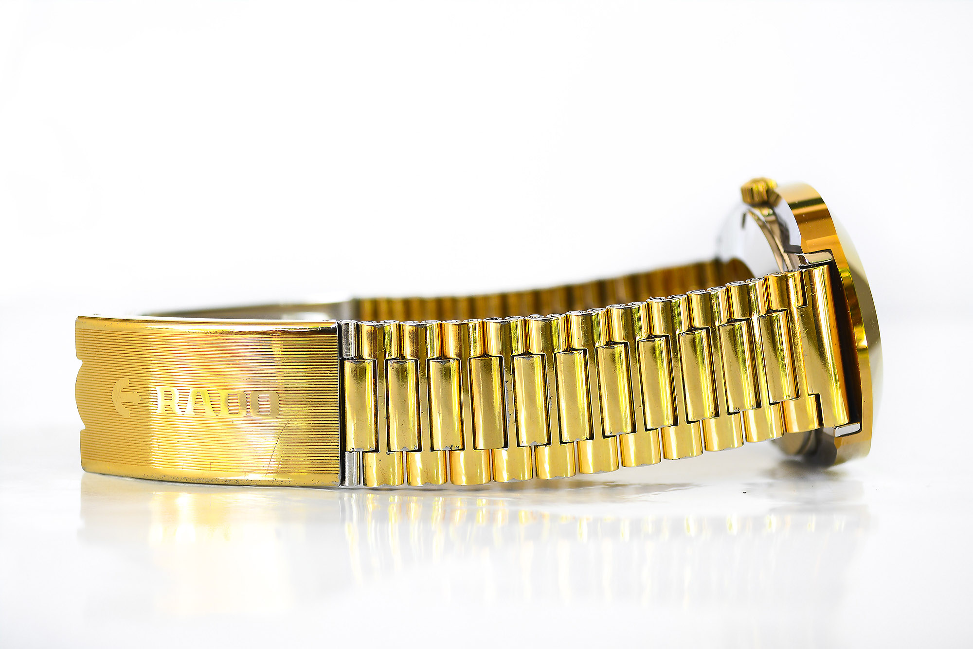 Rado Diastar เรือนทอง