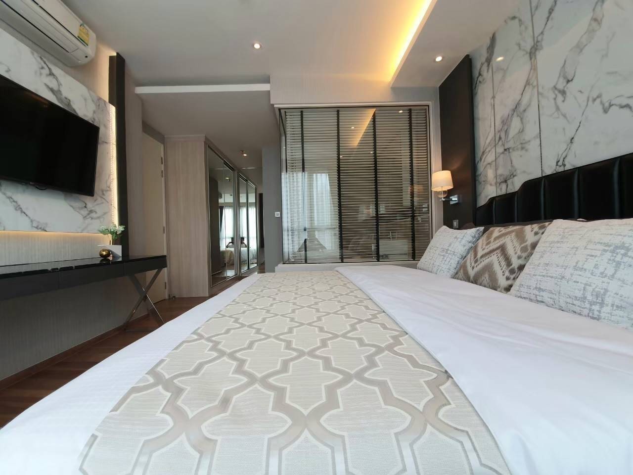 ขาย / เช่า คอนโด H Sukhumvit 43 (เอช สุขุมวิท 43) ห้อง 99/81 แบบห้อง 2 ห้องนอน 2 ห้องน้ำ ชั้น 10 ขนาด 71.47 ตรม