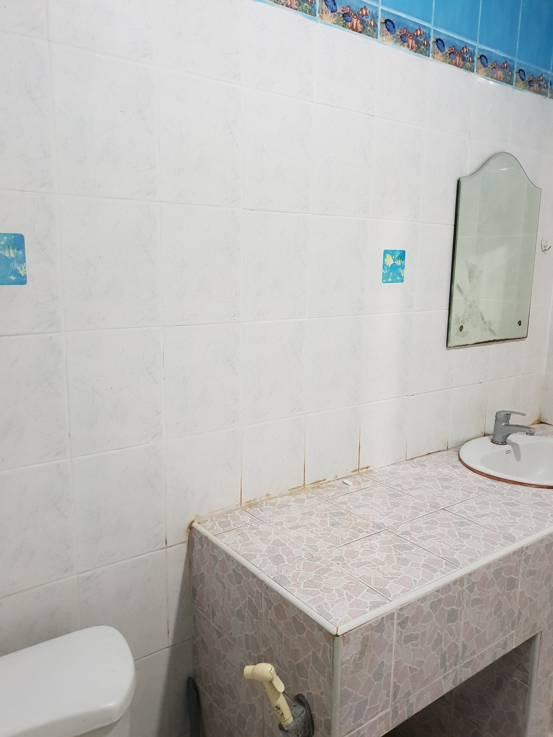 ขาย / เช่าบ้านแฝด 2 ชั้น หมู่บ้าน รังสิยา ซ.อุดมสุข 58 ถ.สุขุมวิท 103 ขายราคา 5.5 ล้าน 3 ห้องนอน