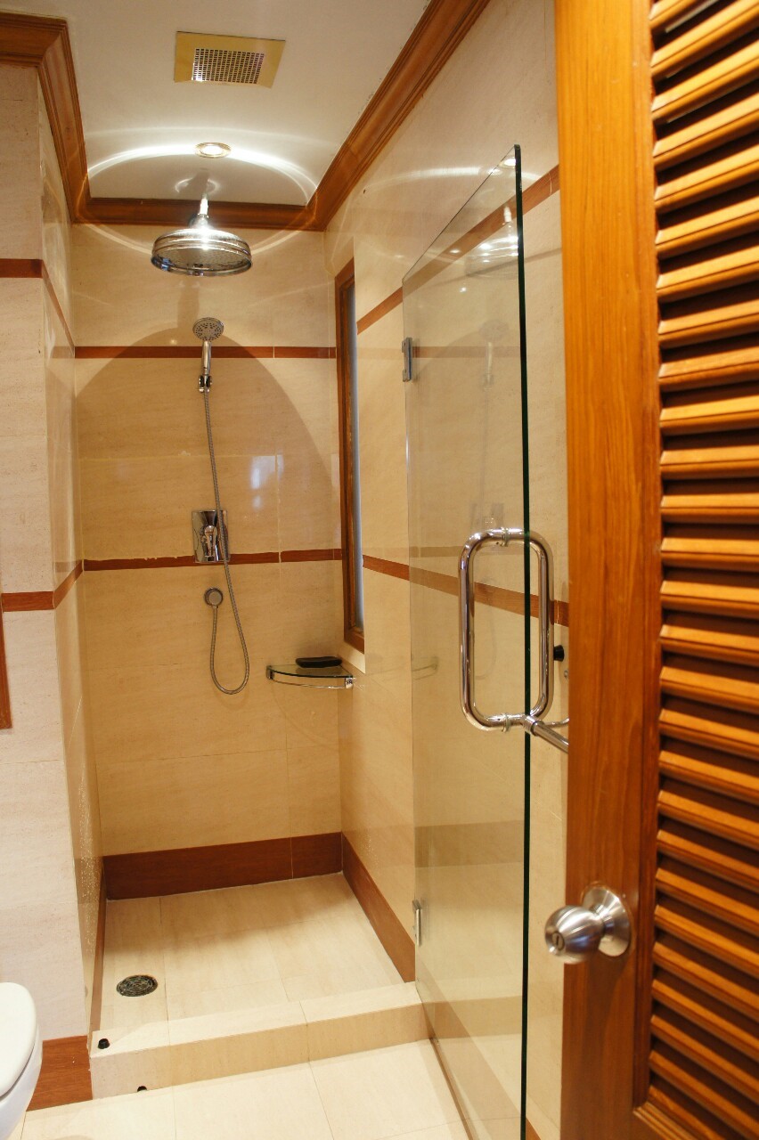 คอนโด ริชมอนด์ พาเลส (Richmond Palace) สุขุมวิท 43 ให้เช่า ห้อง 2 ห้องนอน 2 ห้องน้ำ พื้นที่ 163 ตร.ม ชั้น 14 วิวเมือง เฟอร์พร้อม