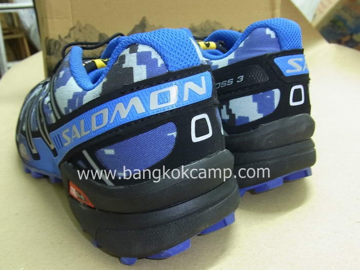รองเท้าเดินป่า outdoor.. .Salomon... ใหม่.... Size42eur
