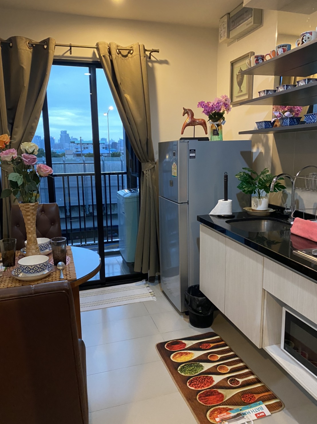 ให้เช่า The Base Park East Sukhumvit 77 (เดอะ เบส พาร์ค อีสท์ สุขุมวิท ) 1 ห้องนอน 1 ห้องน้ำ