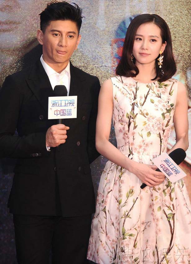 dress ชุดเดรสแฟชั่น แขนกุด ใส่ไปทำงาน สีขาว ลายดอกไม้ น่ารัก ใส่เที่ยวได้ Asia Street Fashion