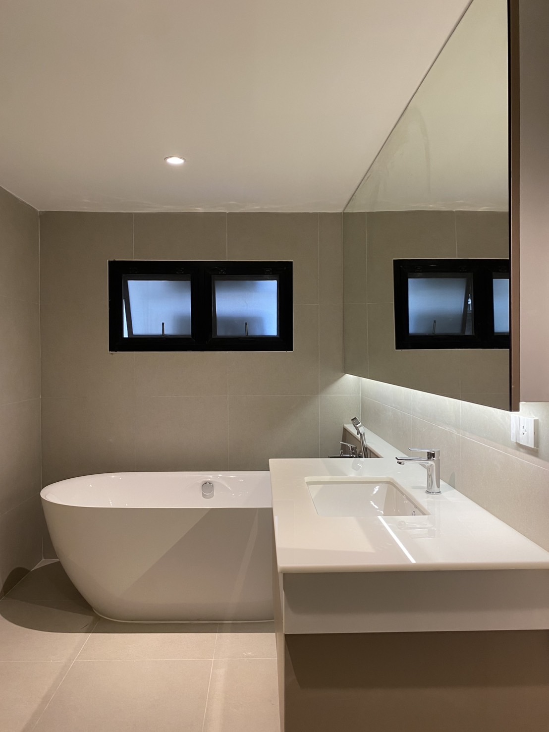 ✨ ให้เช่า คอนโด Pet Friendly – Baxtor Condominium (แบ็กซ์เตอร์ คอนโดมิเนียม) อยู่ใกล้ BTS อารีย์ และ BTS สะพานควาย เดินทางสะดวก!