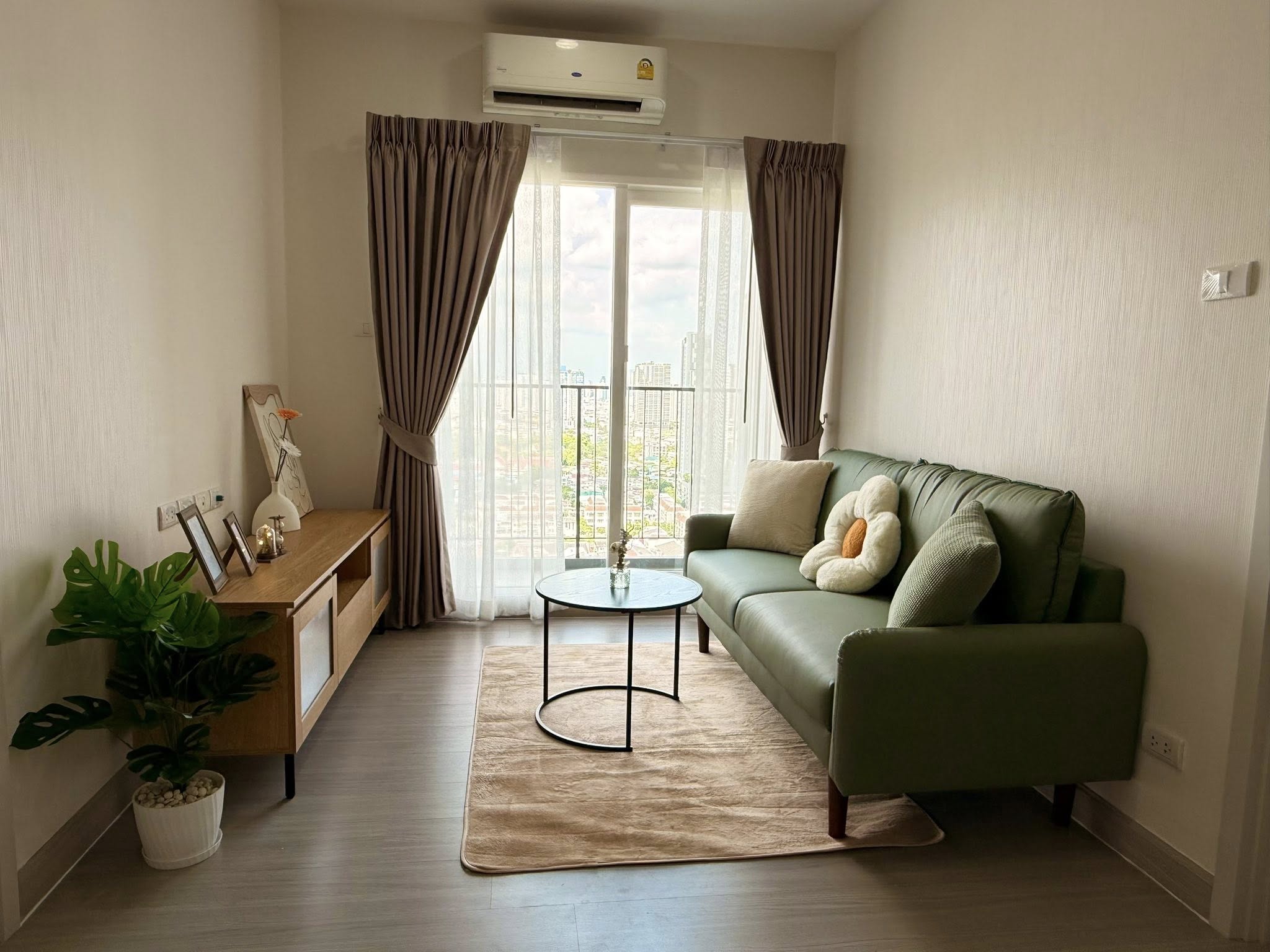 🏢 ให้เช่าคอนโด ศุภาลัย ลอฟท์ สาทร–ราชพฤกษ์ (Supalai Loft Sathorn–Ratchaphruek) 💰 ค่าเช่าเพียง 23,000 บาท/เดือน