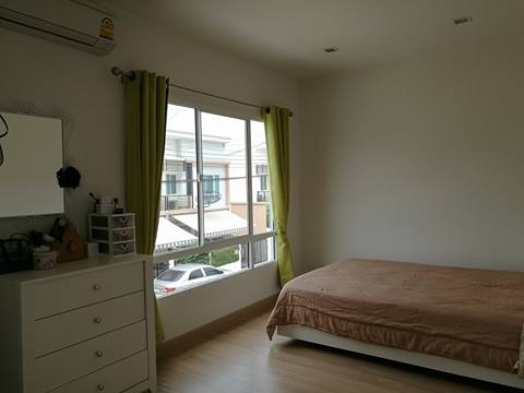 รหัสทรัพย์ 21961 ขายทาวน์โฮม Pleno รัตนาธิเบศร์-ชัยพฤกษ์ โครงการของ AP (บ้านค่อนข้างใหม่) พร้อมเข้าอยู่