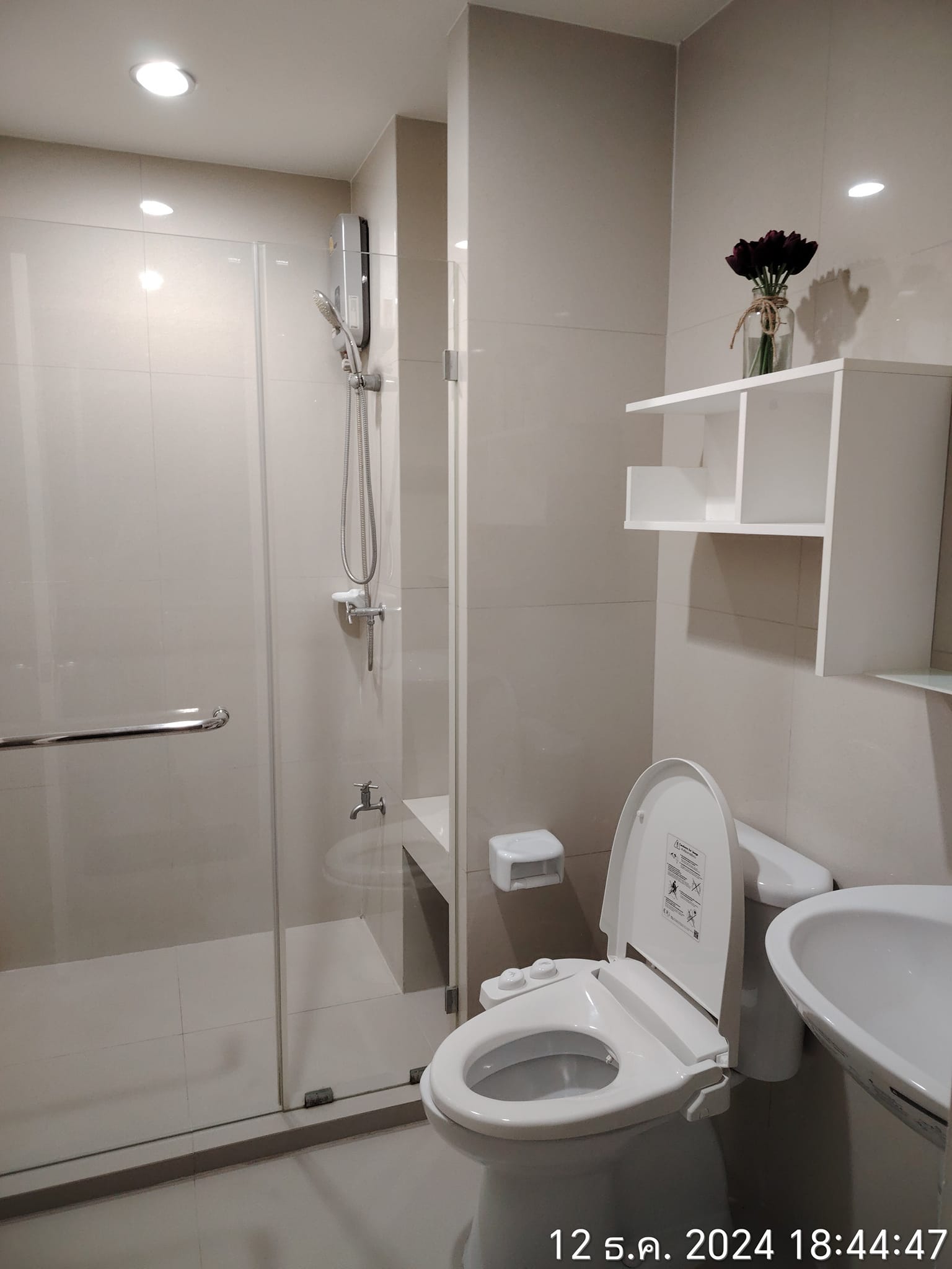 ขายคอนโด Manor Sanambinnam : แมเนอร์ สนามบินน้ำ ขนาดห้อง 39.20 ตร.ม. 1 ห้องนอน 1 ห้องน้ำ ห้องมุม ชั้น 15 วิวแม่น้ำ