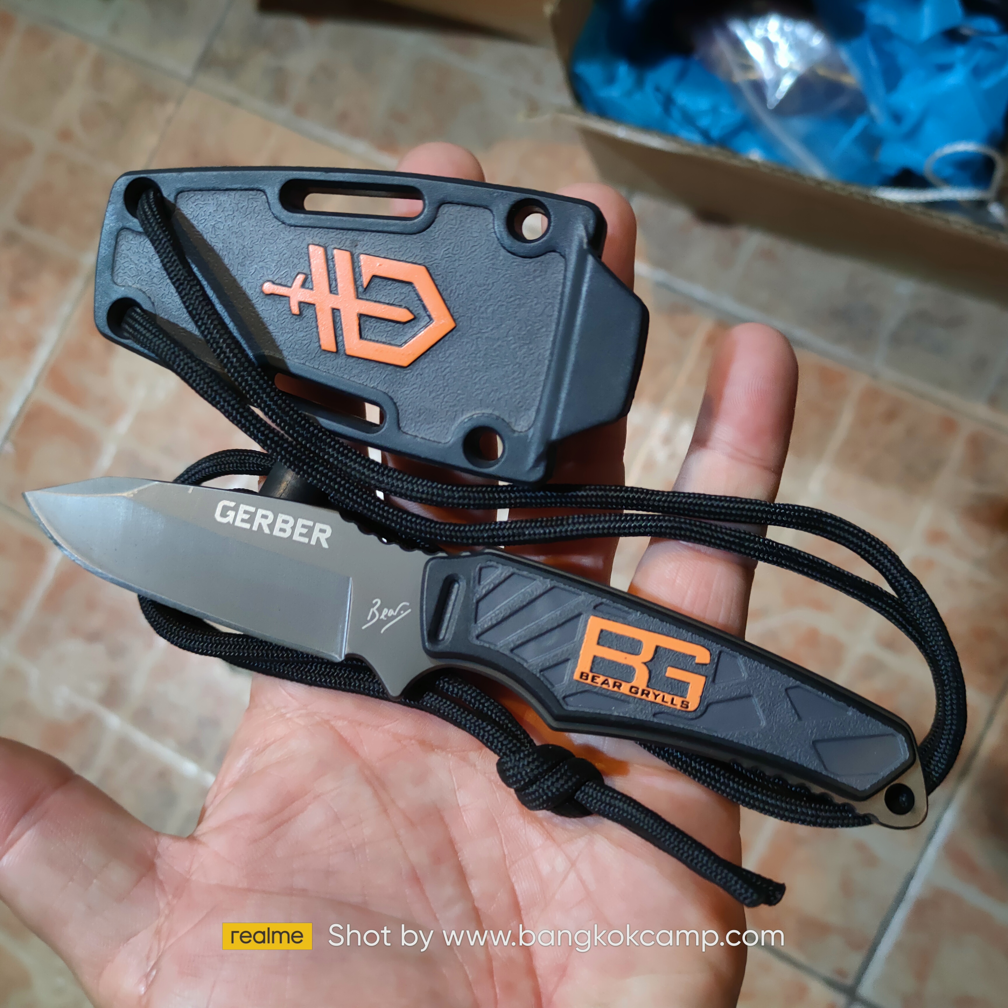 มีดใบตาย/มีดห้อยคอ GERBER BEAR GRYLLS ULTRA COMPACT FIXED BLADE ของใหม่ ของแท้