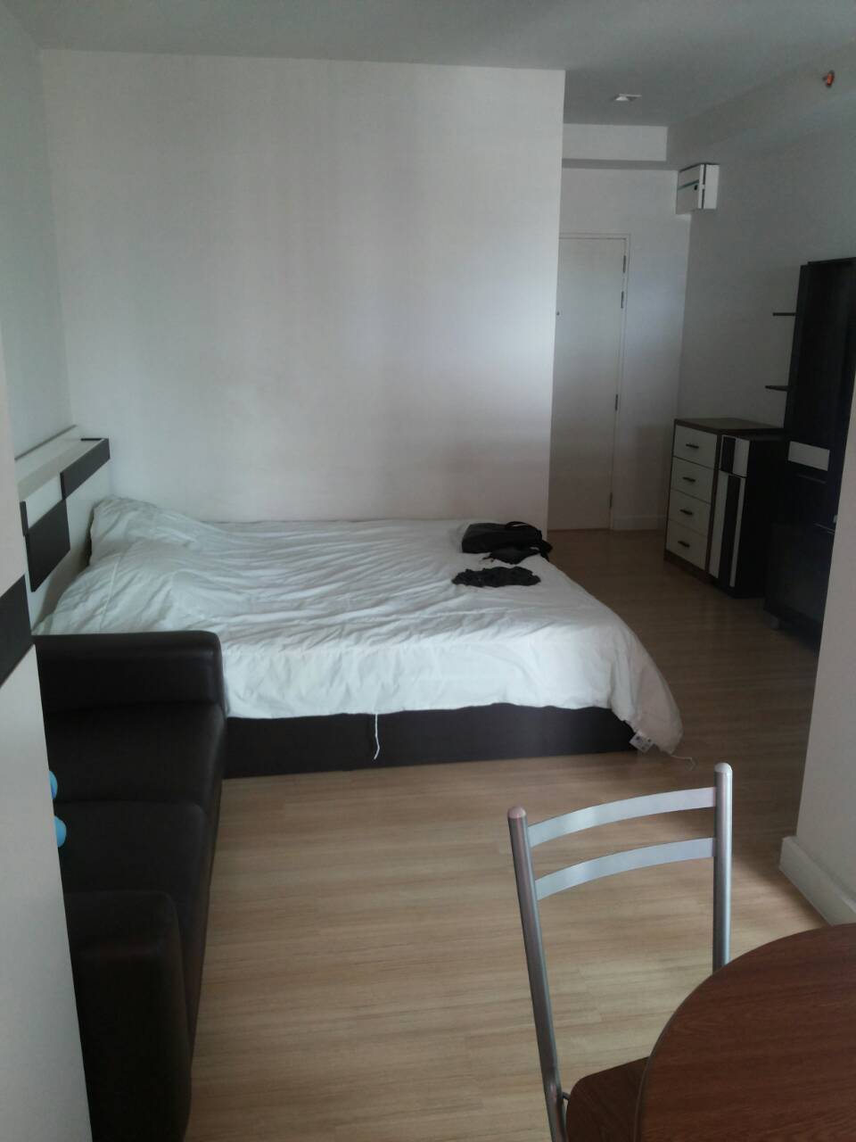 ให้เช่าคอนโด The Seed Mingle (เดอะ ซี้ด มิงเกิล) ห้องสตูดิโอ 1 ห้องน้ำ ขนาด 27 ตรม ชั้น 17