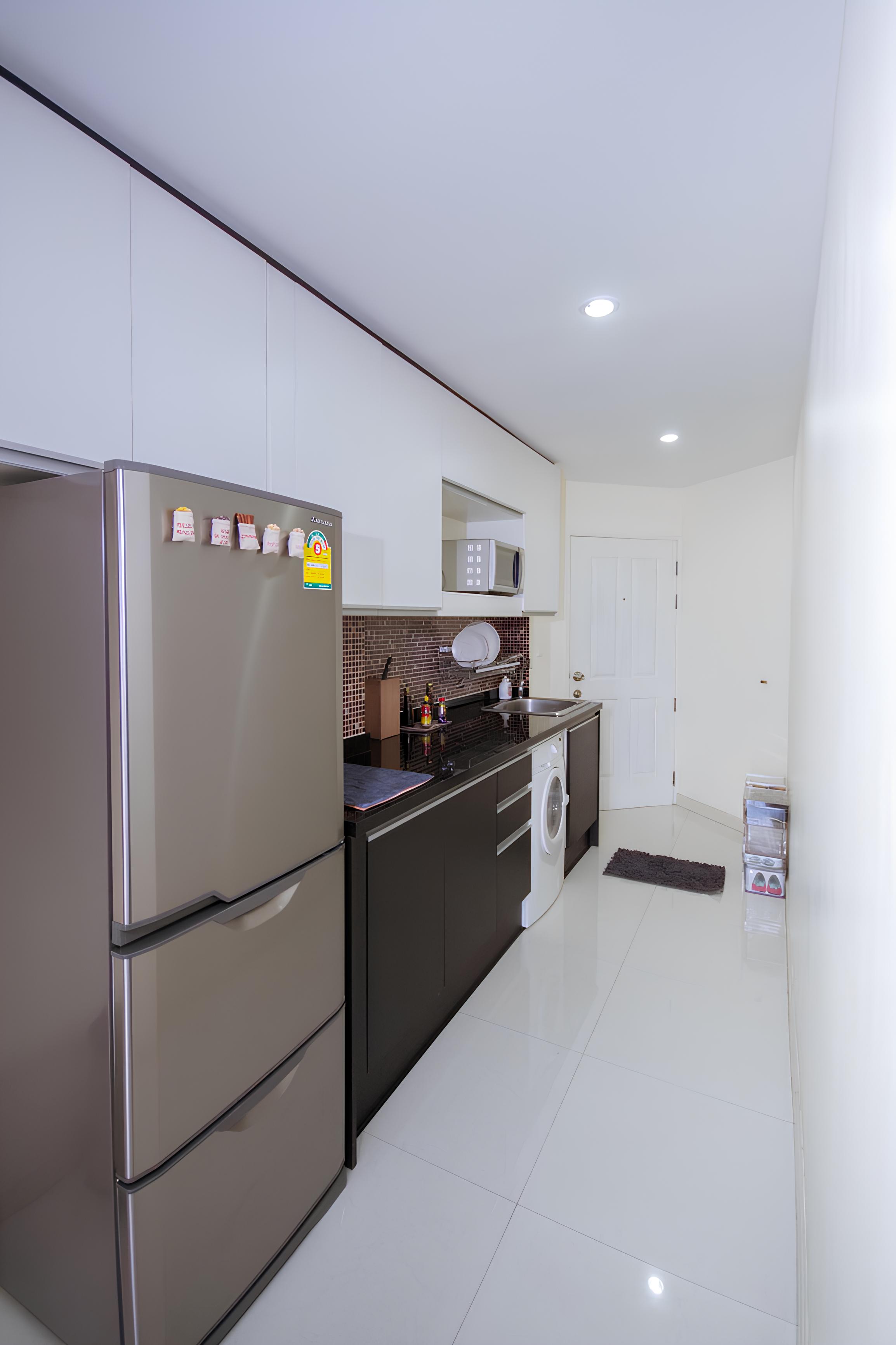 ให้เช่า The Link Sukhumvit 50 (เดอะ ลิงค์ สุขุมวิท 50) ขนาด 41 sqm ห้องมุม ชั้น 5 Modern แต่งใหม่ บิ๊วอินจัดเต็ม