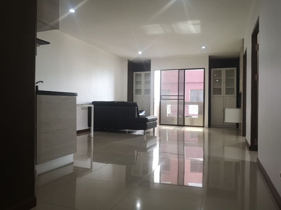 ขายคอนโดทาวน์อินทาวน์-วังทองหลาง Bodin Suite Home (บดินทร์ สวีท โฮม) ขายราคา 2,200,000 บาท ขายคอนโดบดินทร์สวีทโฮม ใกล้โรงเรียน