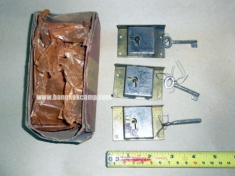 กุญแจลิ้นชัก เยอรมัน ตราตา Made in Germany. ใหม่เก่าเก็บ