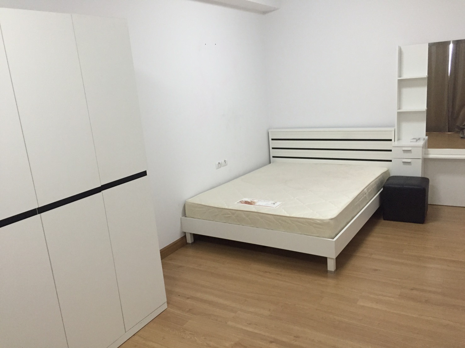 Supalai Park Asoke-Ratchada ขาย/ เช่า คอนโด 1 ห้องนอน พื้นที่ 50 ตร.ม ชั้น 11 เฟอร์นิเจอร์ครบ